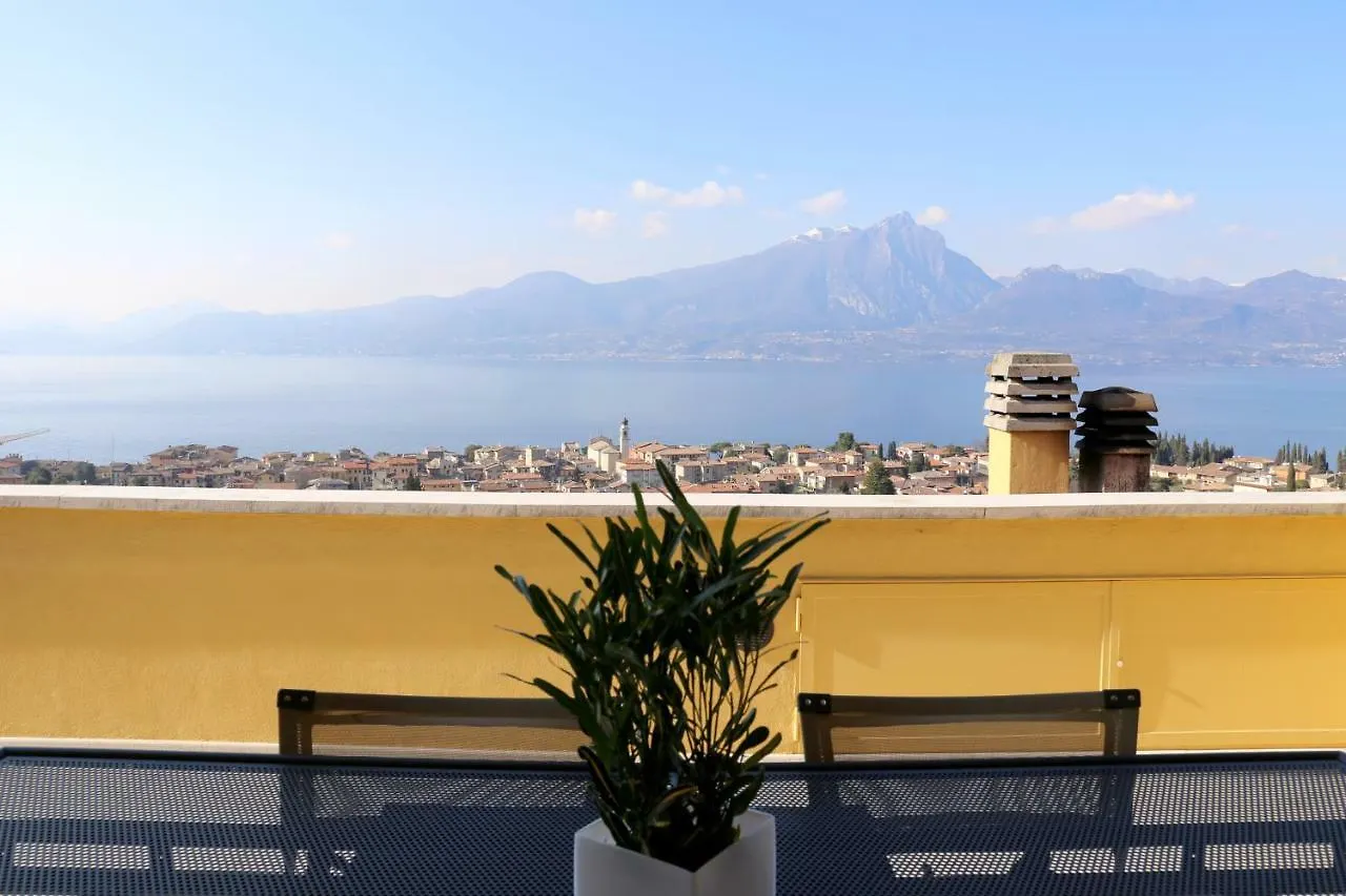 A Casa Di Emy, Lago Di Garda Torri Del Benaco Italy