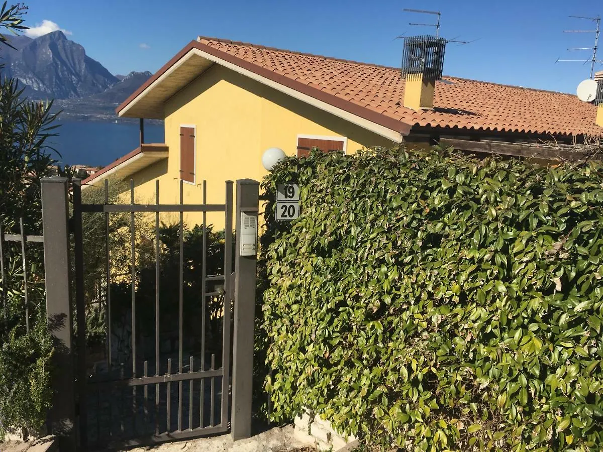 A Casa Di Emy, Lago Di Garda Torri Del Benaco 0*,  Itália